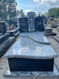 Nagrobek - Usługi kamieniarskie firmy Bawoł Stubno i Miękisz stary nr.43