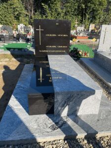 Nagrobek - Usługi kamieniarskie firmy Bawoł Stubno i Miękisz stary nr.27