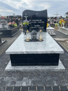 Nagrobek - Usługi kamieniarskie firmy Bawoł Stubno i Miękisz stary nr.18