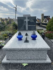 Nagrobek - Usługi kamieniarskie firmy Bawoł Stubno i Miękisz stary nr.31